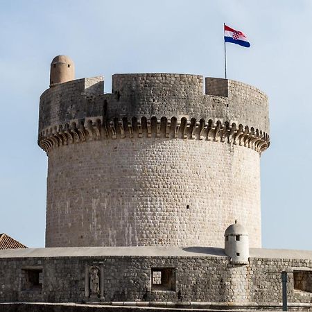 Apartment And Room Kapelica دوبروفينك المظهر الخارجي الصورة