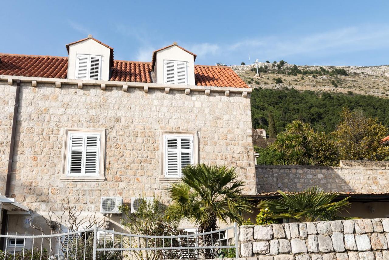 Apartment And Room Kapelica دوبروفينك المظهر الخارجي الصورة